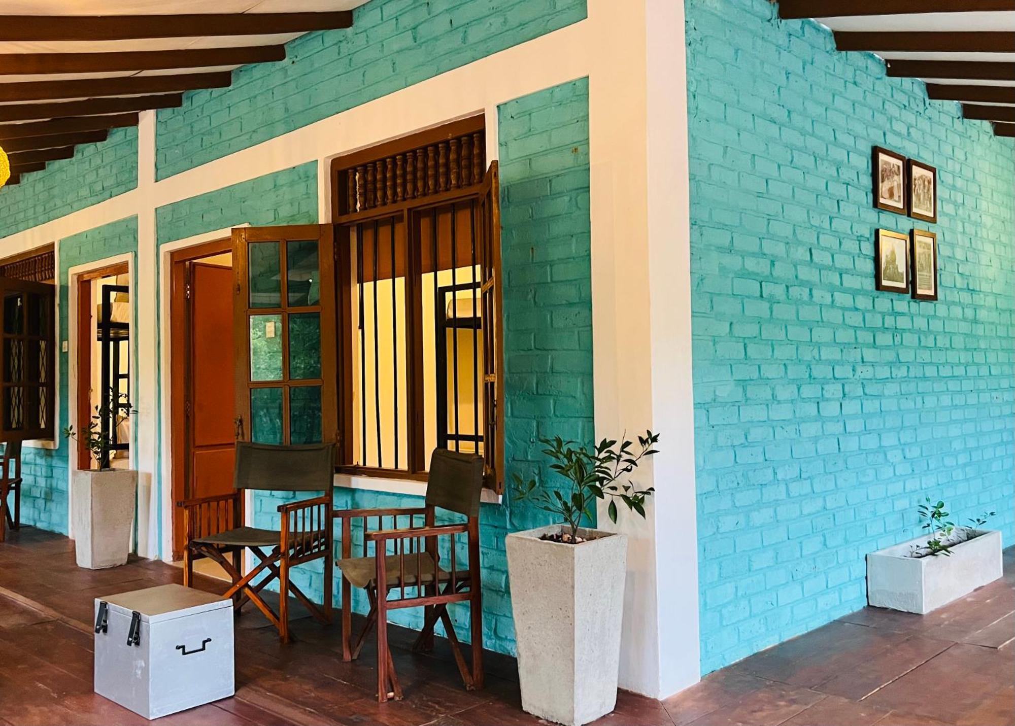 Funky Leopard Safari Lodge Bordering Yala National Park Kataragama Bagian luar foto