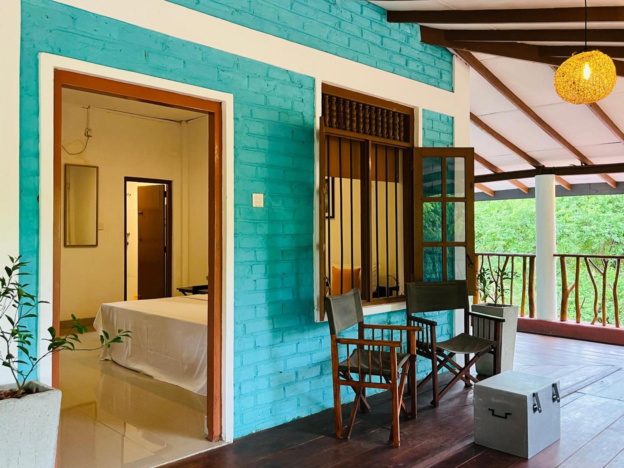 Funky Leopard Safari Lodge Bordering Yala National Park Kataragama Bagian luar foto